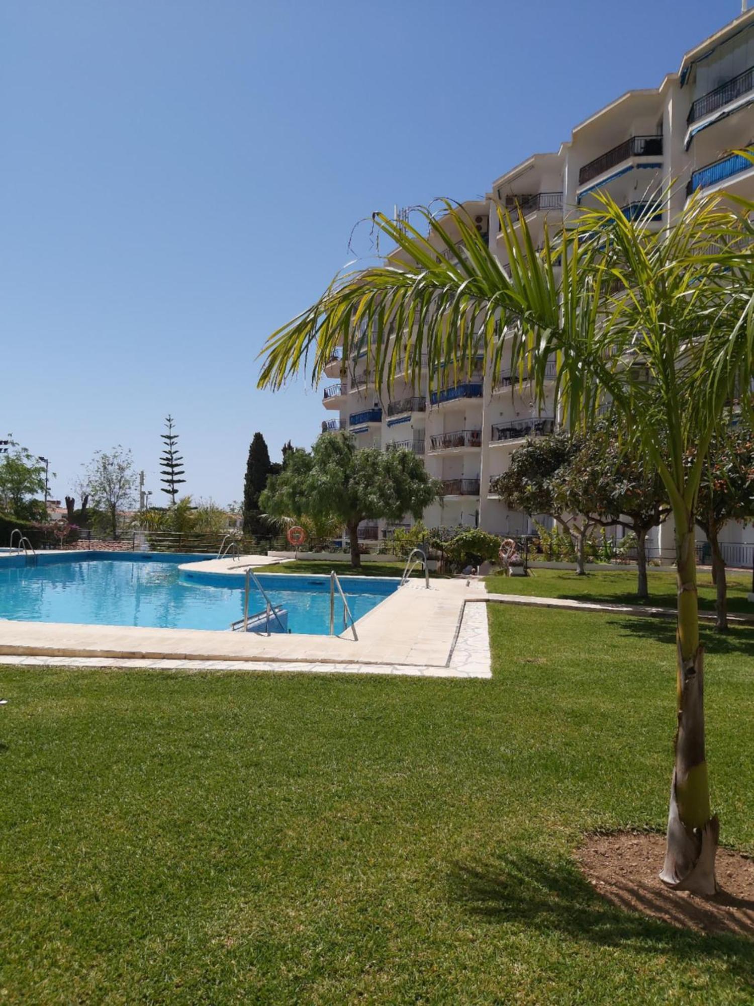 Apartamento La Casa Del Abuelo Nerja Bagian luar foto