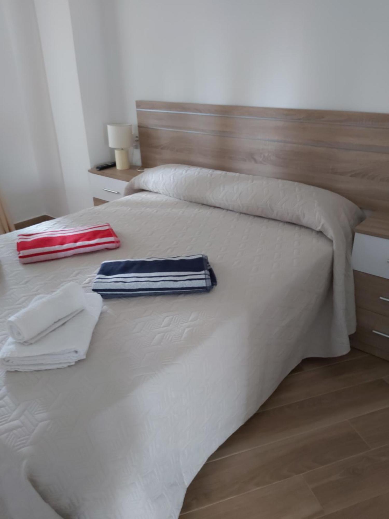 Apartamento La Casa Del Abuelo Nerja Bagian luar foto